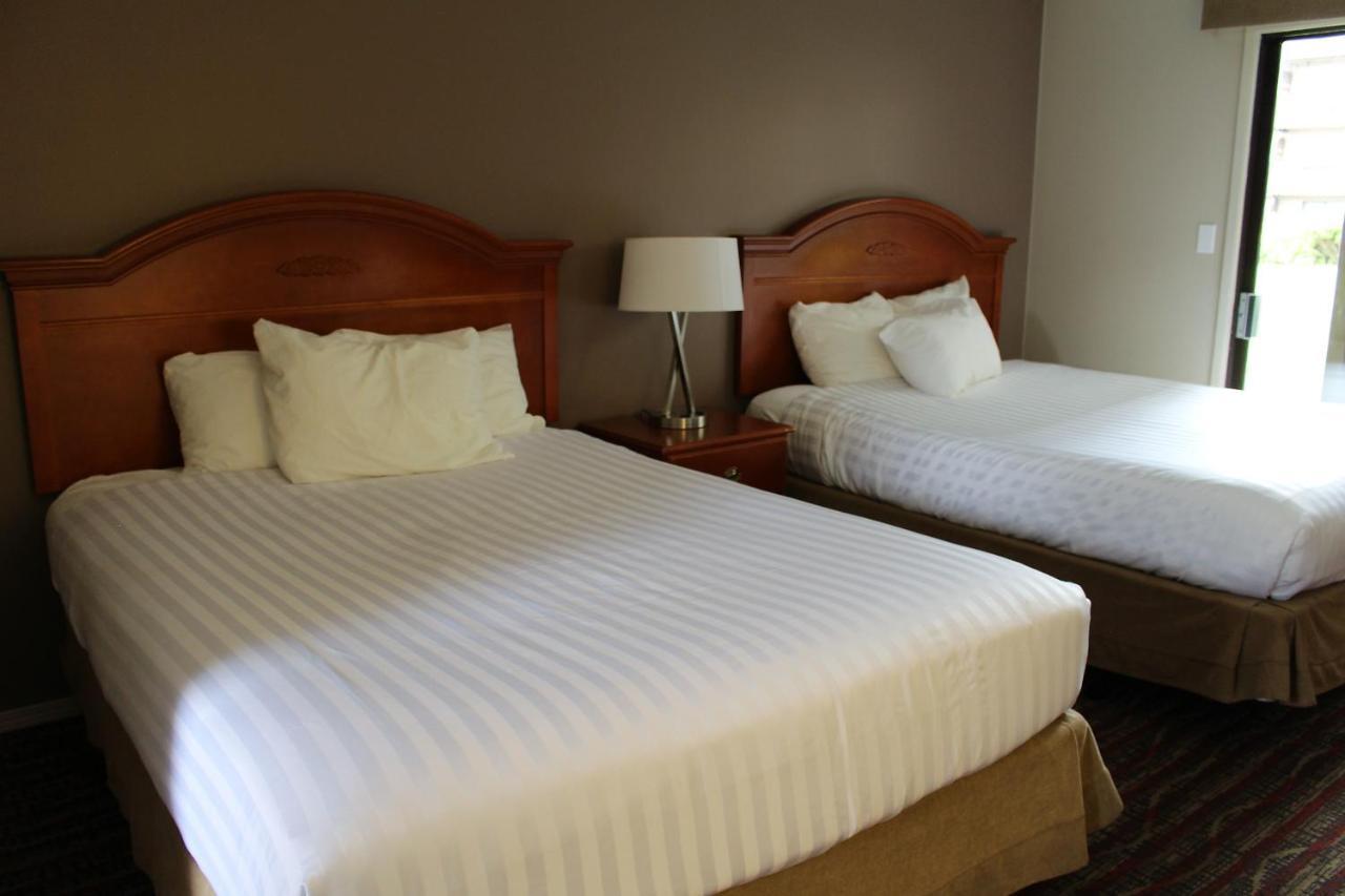 Ramada By Wyndham Campbell River Εξωτερικό φωτογραφία